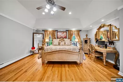 317 Rock Ridge Court, Franklin Lakes, NJ 07417 - Photo 18