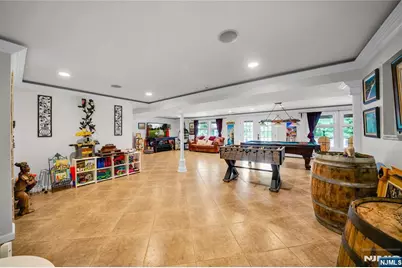 317 Rock Ridge Court, Franklin Lakes, NJ 07417 - Photo 32
