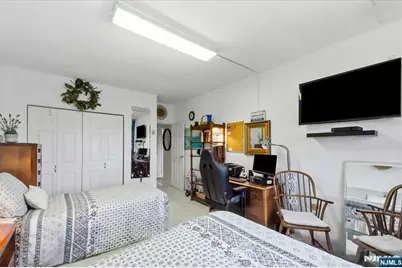 180 Lafayette Ave 4G #4G, Passaic, NJ 07055 - Photo 22