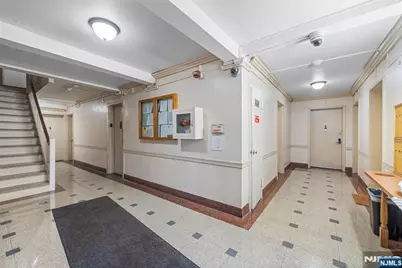 420 Park 3F #3F, Fort Lee, NJ 07024 - Photo 16