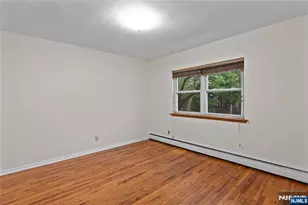 239 Crescent Ln 1, Cliffside Park, NJ 07010 - Photo 14