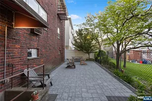 239 Crescent Ln 1, Cliffside Park, NJ 07010 - Photo 32