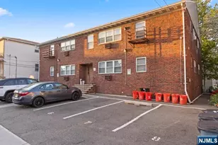 239 Crescent Ln 1, Cliffside Park, NJ 07010 - Photo 24