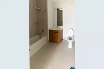 300 State Street 303 #303, Hackensack, NJ 07601 - Photo 2