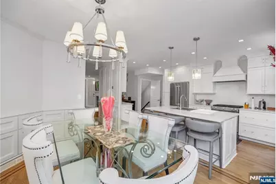 117 Kensington Drive 304 #304, Fort Lee, NJ 07024 - Photo 8
