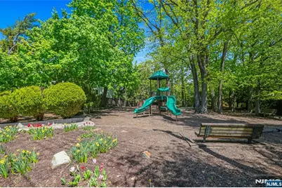 117 Kensington Drive 304 #304, Fort Lee, NJ 07024 - Photo 38