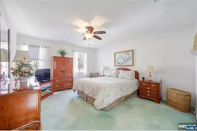 68 Colgate Avenue, Paramus, NJ 07652 - Photo 8