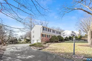 68 Colgate Ave, Paramus, NJ 07652 - Photo 2