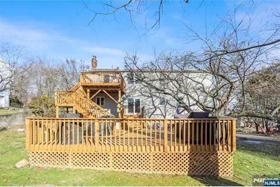 68 Colgate Avenue, Paramus, NJ 07652 - Photo 4