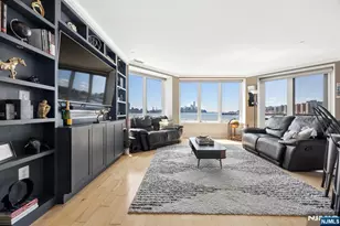 600 Harbor Blvd 870, Weehawken, NJ 07086 - Photo 2