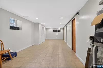176 Boyd Avenue, Jersey City, NJ 07304 - Photo 36