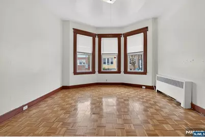 176 Boyd Avenue, Jersey City, NJ 07304 - Photo 8