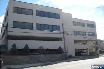 669 Broad Avenue 203 #203, Ridgefield, NJ 07657 - Photo 2