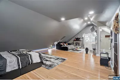 351 Griggs Avenue, Teaneck Township, NJ 07666 - Photo 16