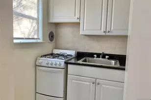 139 W Englewood Ave 1A, Teaneck Township, NJ 07666 - Photo 8