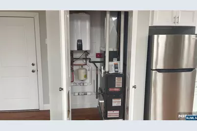 38 Mill Street 403 #403, Paterson, NJ 07501 - Photo 16