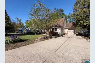 616 River Road, Teaneck Township, NJ 07666 - Photo 34