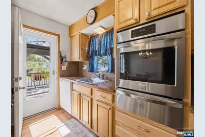 98 Moonachie Road, Moonachie, NJ 07074 - Photo 8