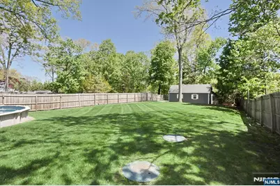 28 Minnehaha Boulevard, Oakland, NJ 07436 - Photo 32
