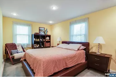 830 Collingwood Avenue, Maywood, NJ 07607 - Photo 16