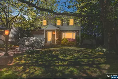 830 Collingwood Avenue, Maywood, NJ 07607 - Photo 24