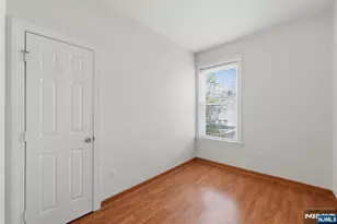 394 Woodlawn Ave 2, Jersey City, NJ 07305 - Photo 18