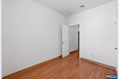 394 Woodlawn Avenue 2 #2, Jersey City, NJ 07305 - Photo 20