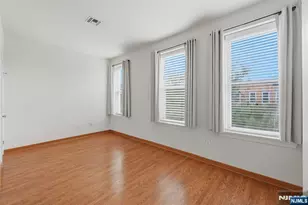 394 Woodlawn Ave 2, Jersey City, NJ 07305 - Photo 22