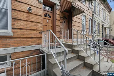 394 Woodlawn Avenue 2 #2, Jersey City, NJ 07305 - Photo 2