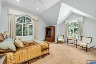 24 Vanderbeck Ln, Mahwah, NJ 07430 - Photo 20