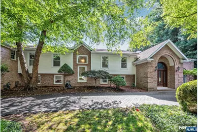 24 Vanderbeck Lane, Mahwah, NJ 07430 - Photo 4