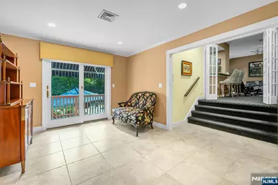 24 Vanderbeck Lane, Mahwah, NJ 07430 - Photo 14
