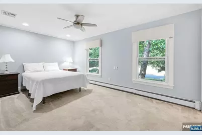 24 Vanderbeck Lane, Mahwah, NJ 07430 - Photo 28