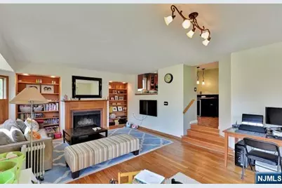 20 Pershing Place, Cresskill, NJ 07626 - Photo 2