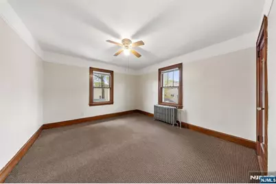 415 Lincoln Avenue 2 #2, Cliffside Park, NJ 07010 - Photo 4