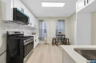 179 William St, East Orange, NJ 07017 - Photo 12