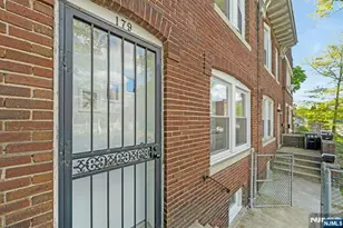 179 William St, East Orange, NJ 07017 - Photo 2