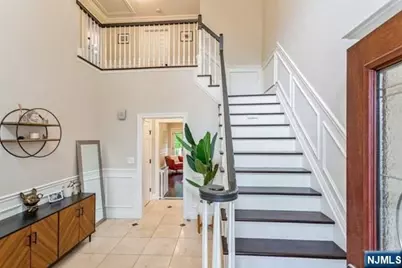 20 Holland Avenue, Demarest, NJ 07627 - Photo 2