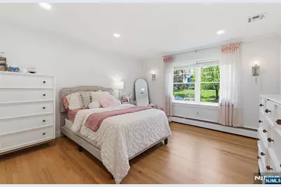 101 Tam O Shanter Drive, Mahwah, NJ 07430 - Photo 22