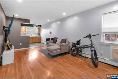 186 Terhune C #20, Lodi, NJ 07644 - Photo 4