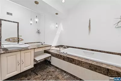 29-07 Fair Lawn Avenue, Fair Lawn, NJ 07410 - Photo 26