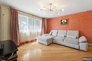 29-07 Fair Lawn Ave, Fair Lawn, NJ 07410 - Photo 2