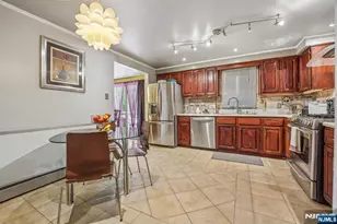 121 Wood St, Englewood, NJ 07631 - Photo 4