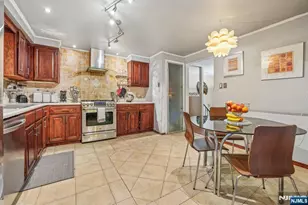 121 Wood St, Englewood, NJ 07631 - Photo 4