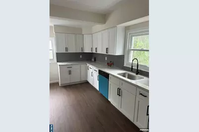 724 3rd Street, Lyndhurst Township, NJ 07071 - Photo 4