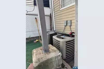 45 Ogden Street, Newark, NJ 07104 - Photo 36