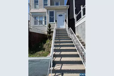 45 Ogden Street, Newark, NJ 07104 - Photo 4