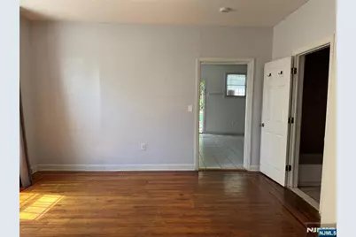 45 Ogden Street, Newark, NJ 07104 - Photo 30