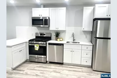 48 Spruce Avenue 105 #105, Ridgefield Park, NJ 07660 - Photo 2