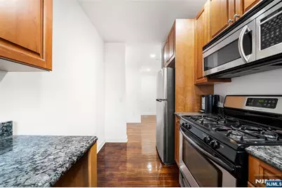 180 Edgewater Road 1A #1A, Cliffside Park, NJ 07010 - Photo 14